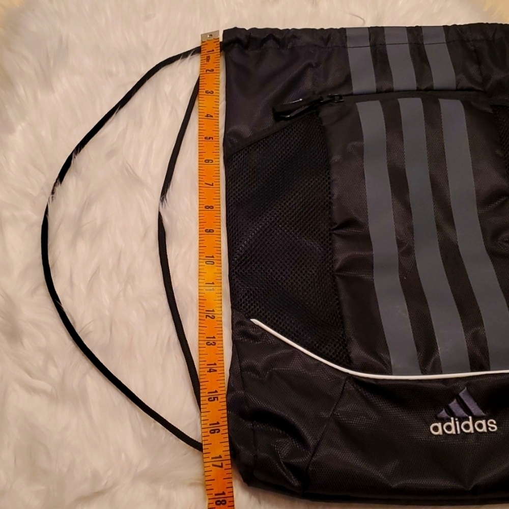 Adidas Nylon Drawstring Sackpack with Insulated Water Bottle Black Gray Unisex - Picture 5 of 7